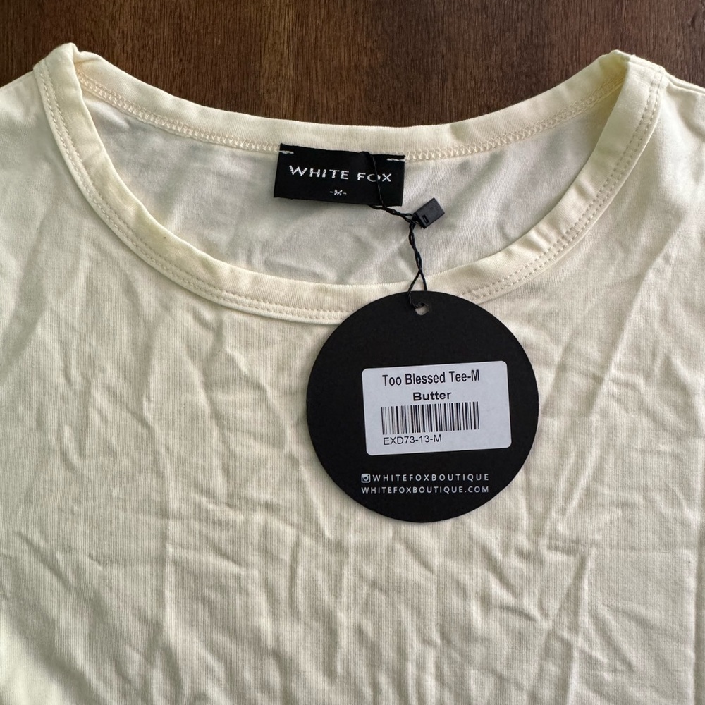 White Fox Boutique the Too Blessed Tee in Butter NWT Size M - Picture 4 of 7